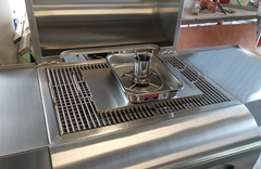 QF01: Chicken Holder and Pizza Plate