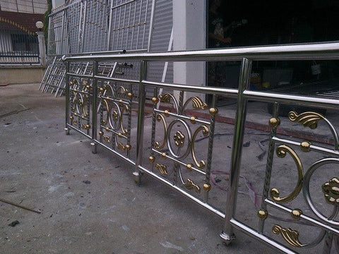 GT02: Interior Rails Stainless